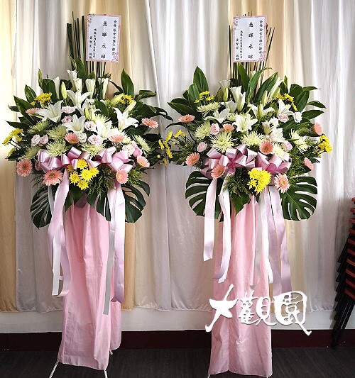 高架藝術花籃 追思花禮 告別式花禮(一對)