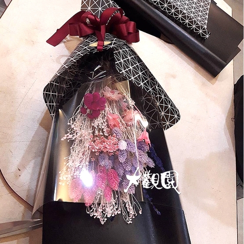 乾燥花 情人節花束 畢業花束 (請先來電詢問)