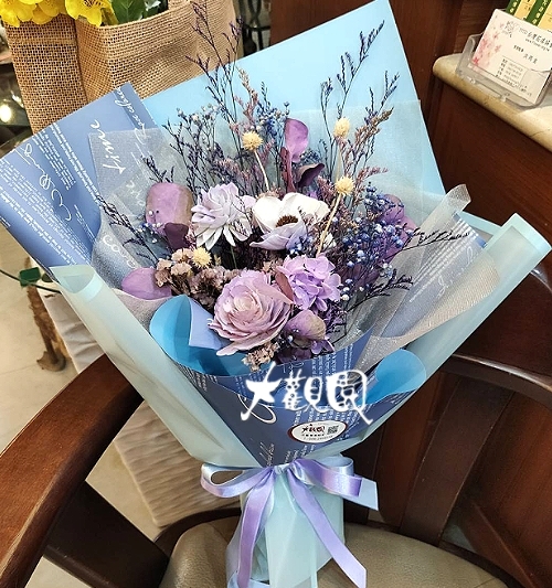 有妳真好 乾燥花 情人節花束 畢業花束 (請先來電詢問)